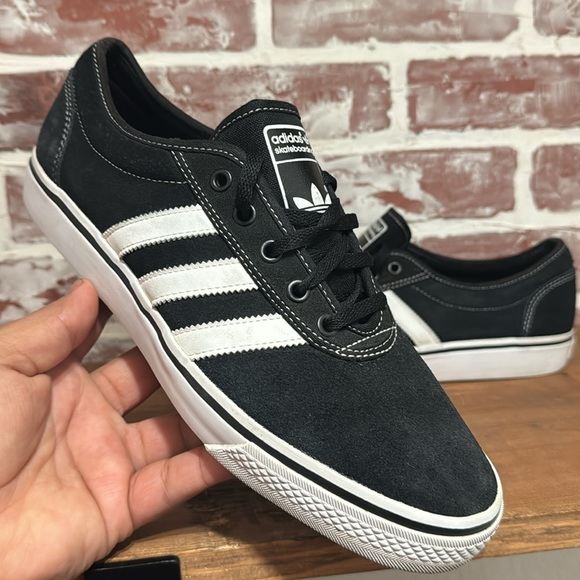 Adidas Skateboarding Shoes Mens Sz 9.5 - Picture 1 of 11